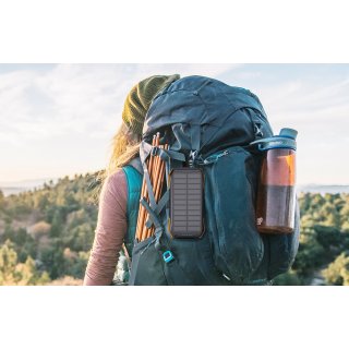 Powerbank solarny z ładowaniem indukcyjnym Choetech B657 3x USB 20000mAh 20W / QC 18W / Qi 10W (czarno-pomarańczowy)